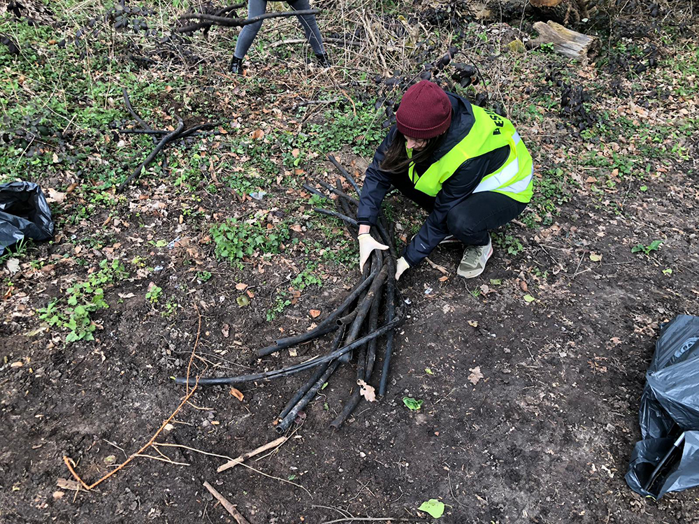 PHOTO-2021–03-27–16-21–40 (2) Clean up Day DEBATIN