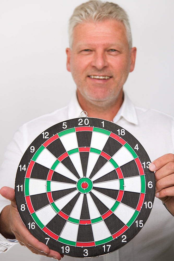 Mitarbeiter mit DEBADEINS Ziel vor Augen